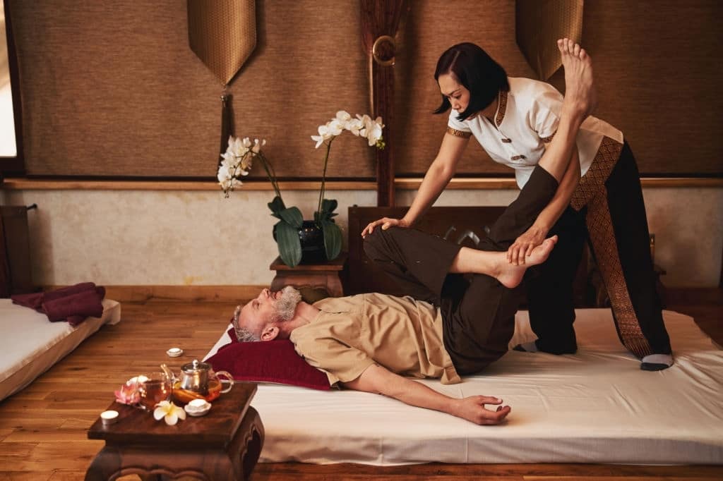 Differenza tra massaggio thailandese tradizionale e massaggio thai oil