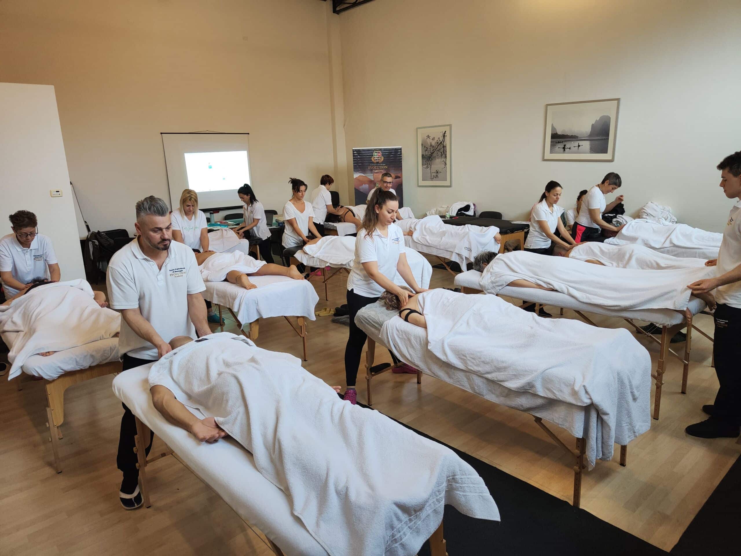 corso massaggio base svedese Sondrio pratica 